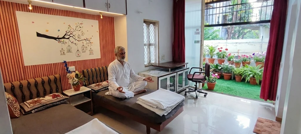 Meditation by guest in Bedroom 3